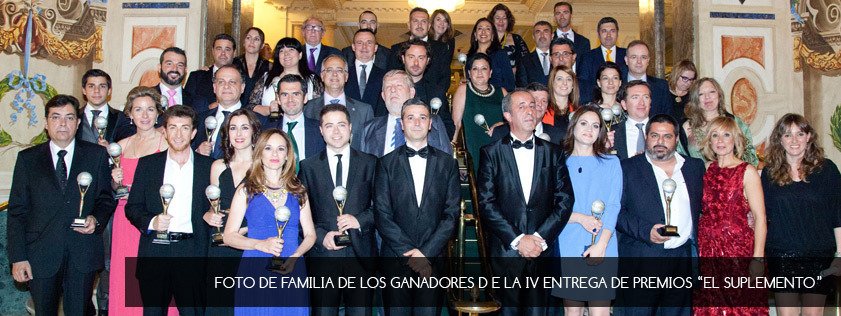 PREMIADOS SUPLEMENTO 2015 FOTO DE FAMILIA